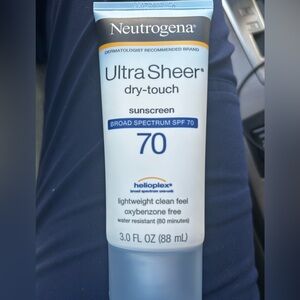 New! Neutrogena Ultra Sheer Dry-Touch Sunscreen SPF 70